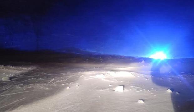 T&uuml;nel girişine &ccedil;ığ d&uuml;şt&uuml;: Yol ulaşıma kapandı