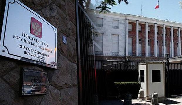 T&uuml;rkiye'deki el&ccedil;iliklerde diplomatik kriz! İki &uuml;lke sosyal medyada birbirine girdi...