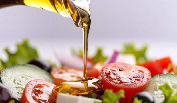 100 yaşına kadar yaşamanın sırrı: Uzmanların &ouml;nerdiği 4 besin