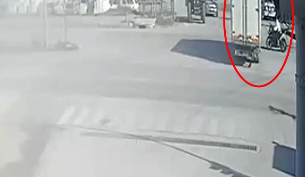 22 yaşındaki Goncag&uuml;l'&uuml;n feci &ouml;l&uuml;m&uuml; kamerada! Motosiklet parampar&ccedil;a oldu