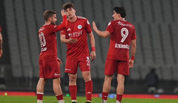 2. Lig ekibi kupada S&uuml;per Lig'in flaş takımını devirdi! Veda ettiler