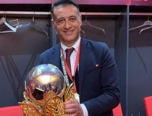 Galatasaray takım doktoru Yener İnce
