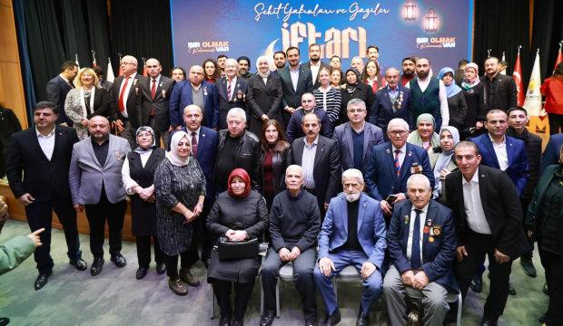 AK Parti İstanbul İl Başkanlığı&rsquo;nda Şehit aileleri ve gaziler iftarı