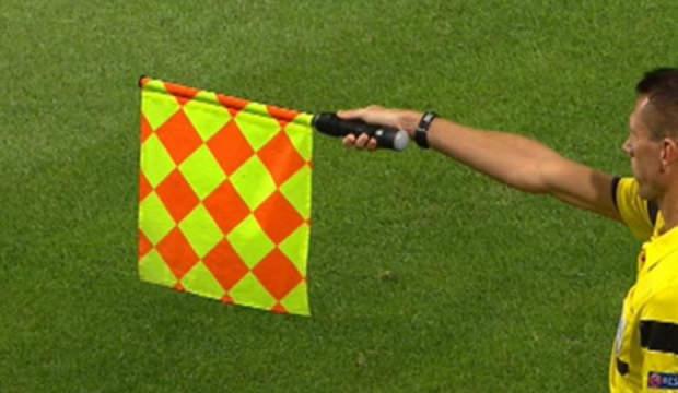 Futbolda devrim oluşturacak! Yeni ofsayt kuralı resmen onaylandı