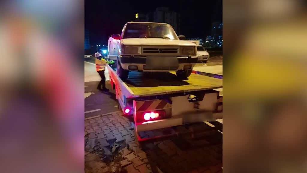  B.İ. (21) isimli sürücüye 455 bin lira ceza kesildi. 