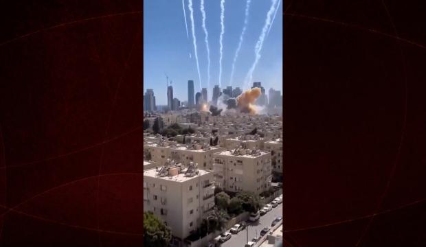 İran İsrail'e bomba yağdırdı, demir kubbe delik deşik oldu...