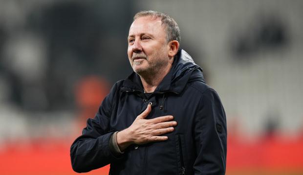 'İstediğimiz seviyede değiliz' diyen Sergen Yal&ccedil;ın: 'Yoğun bakımdan, odaya &ccedil;ıktık'