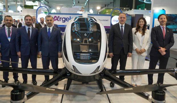 T&uuml;rk Telekom'dan k&uuml;resel hamle! Hava ulaşımında yeni d&ouml;nem