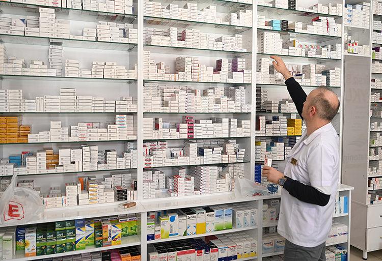 e-Nabız'da yeni dönem: Eczane eczane ilaç arama derdi tarih oluyor