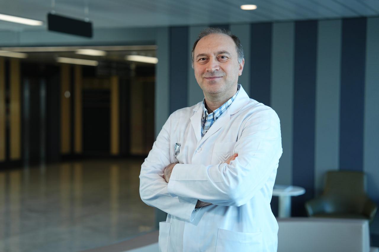 Göz Hastalıkları Uzmanı Prof. Dr. Faruk Kaya