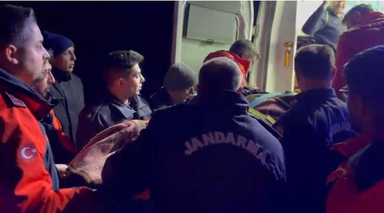 Adalı ilk müdahalenin ardından hastaneye kaldırıldı. 