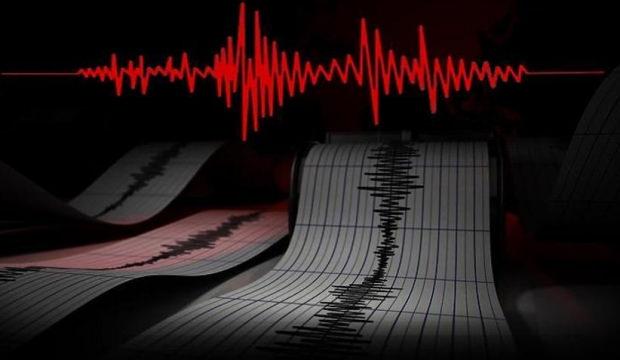 Antalya'da 4.1 b&uuml;y&uuml;kl&uuml;ğ&uuml;nde deprem 