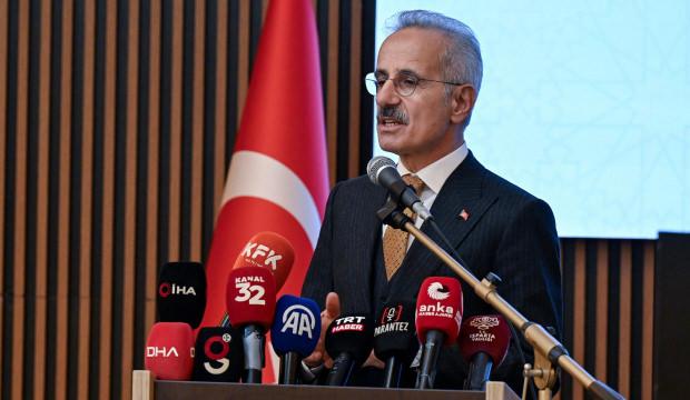Bakan Uraloğlu'ndan H&uuml;rm&uuml;z Boğazı a&ccedil;ıklaması: B&ouml;lgeyi takip ediyoruz