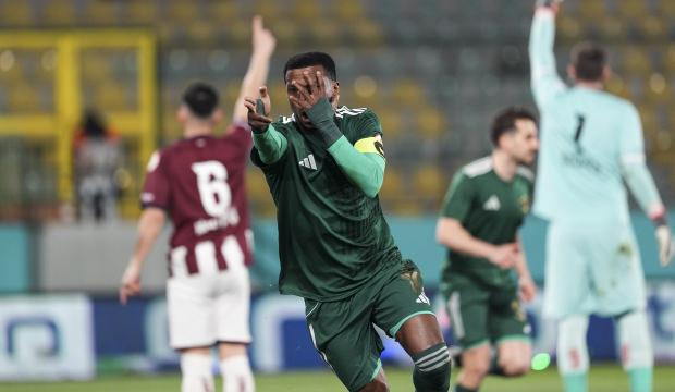 Bitime 8 hafta kala S&uuml;per Lig yarışı kızıştı! 1. Lig'in zirvesinde puanlar eşitlendi