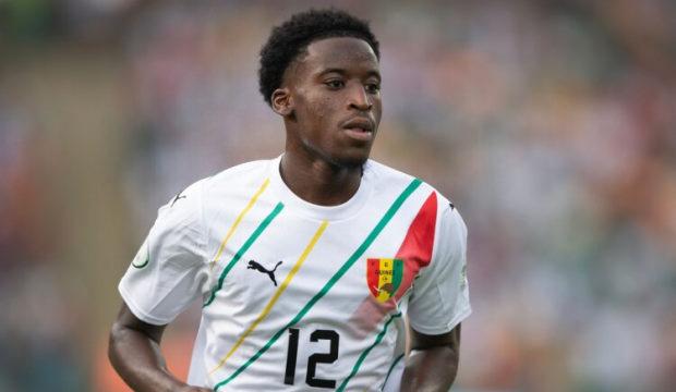 Fenerbah&ccedil;e'den geleceğe yatırım transferi! 17'lik Gineli i&ccedil;in teklif yapıldı