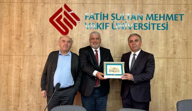 Mahmut Bıyıklı FSM&Uuml;&rsquo;de "İstikl&acirc;l Şairi Mehmet &Acirc;kif Ersoy&rsquo;u" anlattı