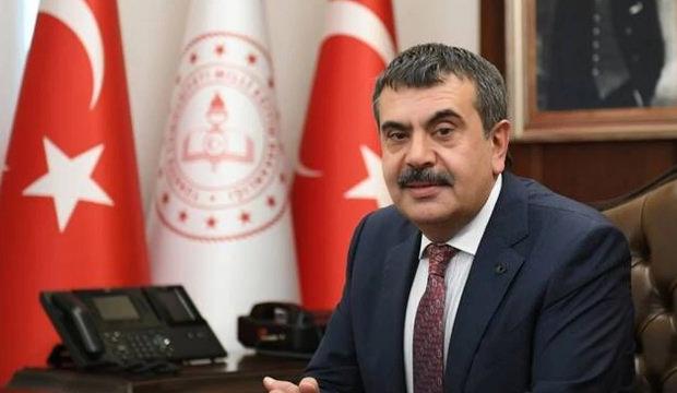 &Ouml;ğrenci ve veliler dikkat! 12 yıllık d&uuml;zen değişiyor mu? MEB ilan etti!