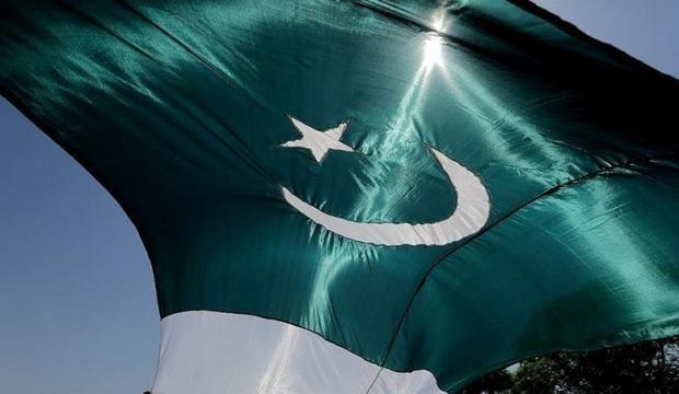 Pakistan&rsquo;da yakıt krizi! Okullar tatil edildi