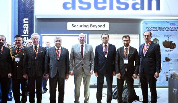 &Uuml;lkenin Savunma Bakanı: 'T&uuml;rklerden &ouml;ğreneceğimiz &ccedil;ok şey var'