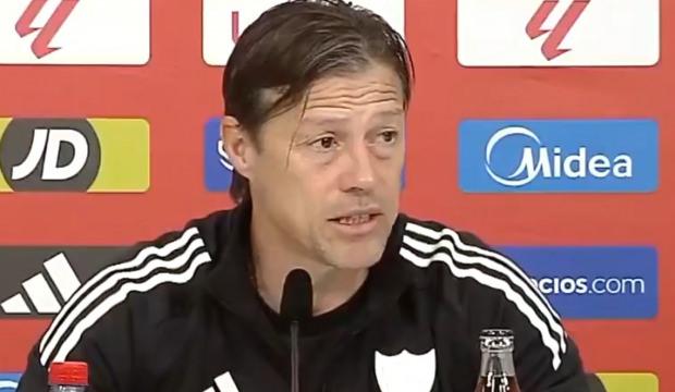 Sevilla'da Matias Almeyda'dan savaşlara tepki: F&uuml;zeye para var, a&ccedil;lığa yok...