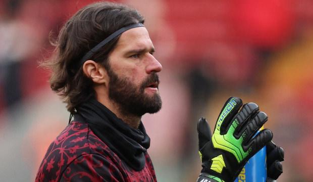 Liverpool'un G. Saray ma&ccedil;ı kamp kadrosu belli oldu! Alisson Becker ve 4 eksik...