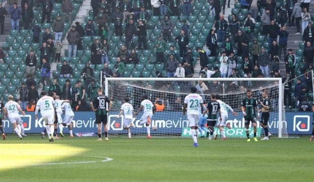 S&uuml;per Lig'in tecr&uuml;beli yıldızı 90+4'te gelen zafer sonrası paylaştı! 'Fazla ağlanmasın'