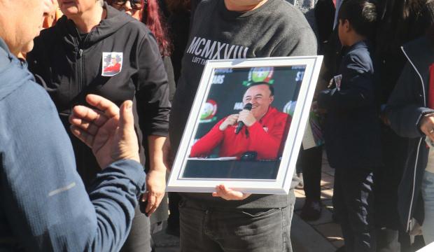 Teknik direkt&ouml;r Engin Fırat'ın cenazesi memleketinde defnedildi