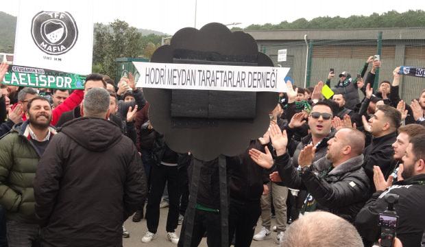 TFF &ouml;n&uuml;ne siyah &ccedil;elenk bıraktılar! "Bu d&uuml;zen değişecek"