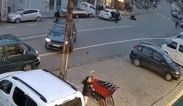 Trabzon&rsquo;da otomobilin &ccedil;arptığı gen&ccedil; kadın metrelerce savruldu! O anlar kamerada