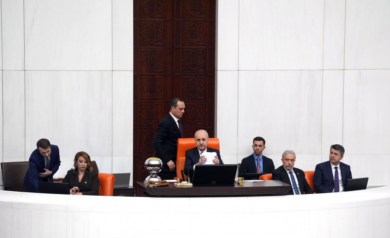 Genel Kurul, TBMM Başkanı Numan Kurtulmuş başkanlığında toplandı.