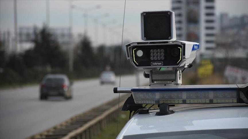 Bayram yolcuları dikkat! Radarlar devrede: Şehir içi 5 şehir dışı 10 kilometre
