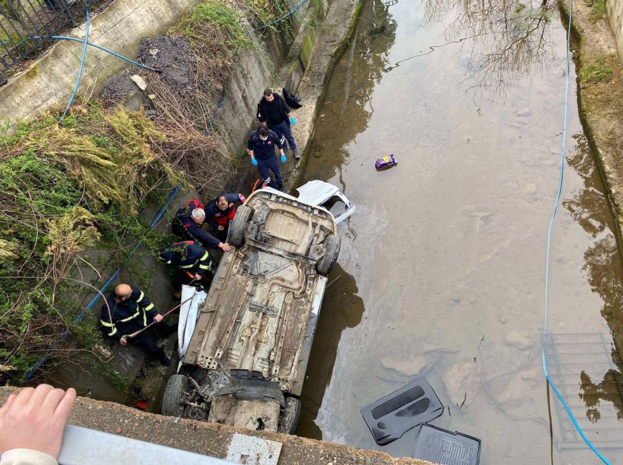 Bölgeye çok sayıda ekip sevk edildi
