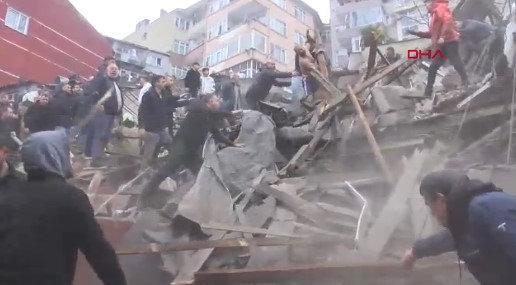 Enkazdan görüntüler.