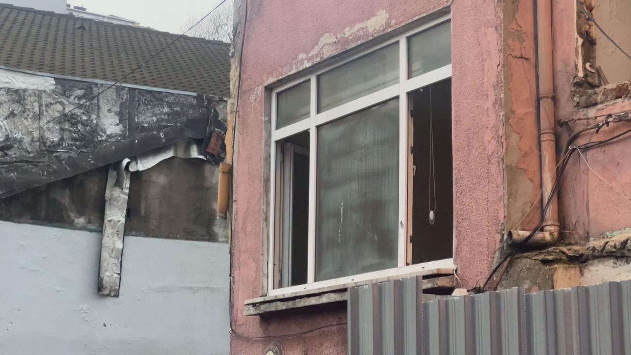 Yangının çıktığı ev.