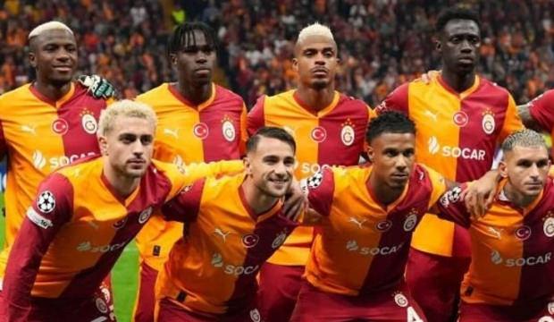 Galatasaray'ın yıldızı kendi &uuml;lkesinde silahlı korumalarla g&ouml;r&uuml;nt&uuml;lendi!