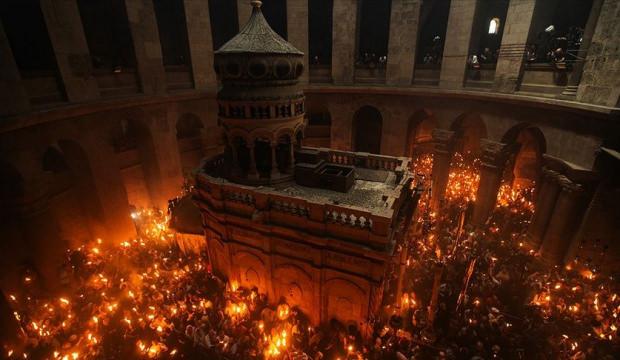 İsrail, Hristiyanlığın evrensel merkezini ibadete kapattı: Kud&uuml;s'te 'acil toplantı' kararı