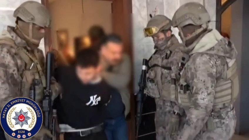 Hırsızlar yakalandı. 