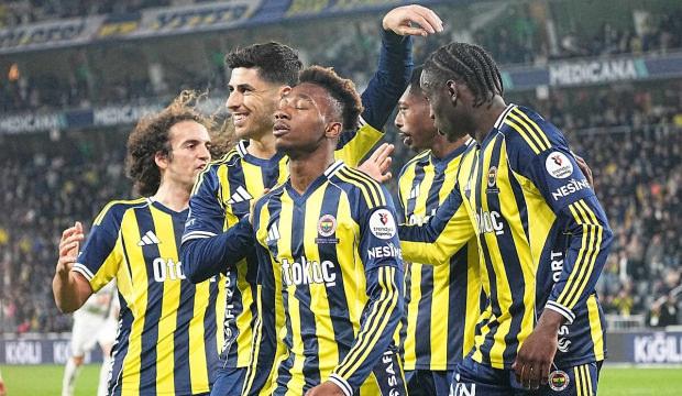 Kadık&ouml;y'de Nene şov! Fenerbah&ccedil;e'den d&ouml;rt d&ouml;rtl&uuml;k zafer