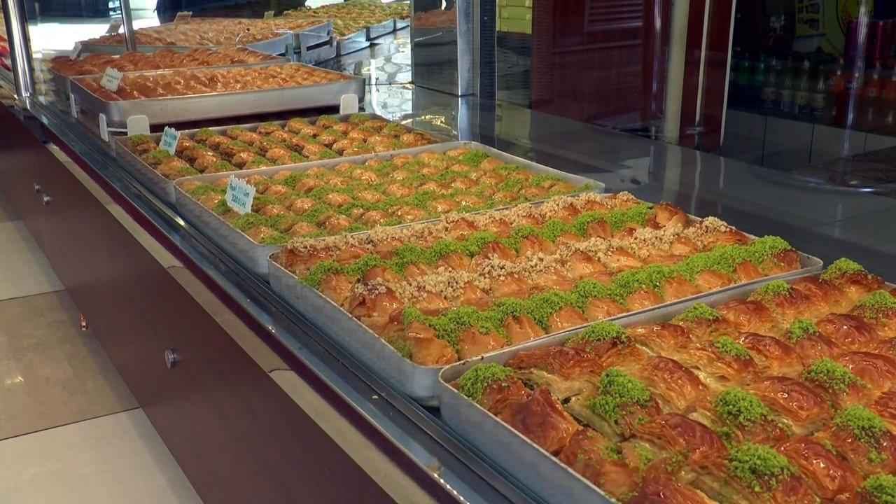 Bayram tatlısı alacaklar dikkat! Tatlıcıya girdiğinizde ilk işiniz bu olsun! 