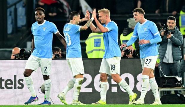 Liderin ikramını geri &ccedil;evirdiler! Zirvede puan farkı arttı