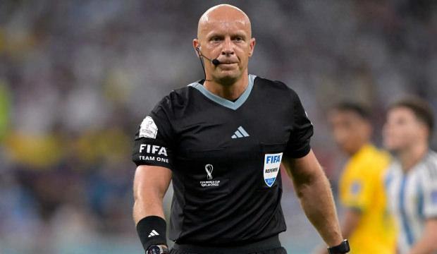 Liverpool - Galatasaray ma&ccedil;ına dakikalar kala hakem değişti