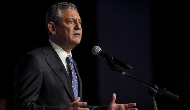 &Ouml;zg&uuml;r &Ouml;zel'den imza kampanyası &ccedil;ağrısı