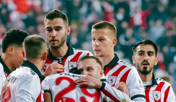 Samsunspor'a k&ouml;t&uuml; haber! Yıldız oyuncunun elinde kırık tespit edildi