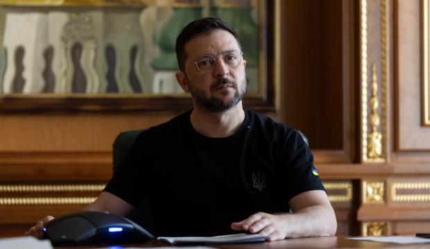 Zelenskiy'den Rusya a&ccedil;ıklaması! İHA ve g&uuml;d&uuml;ml&uuml; bombalarla saldırı!