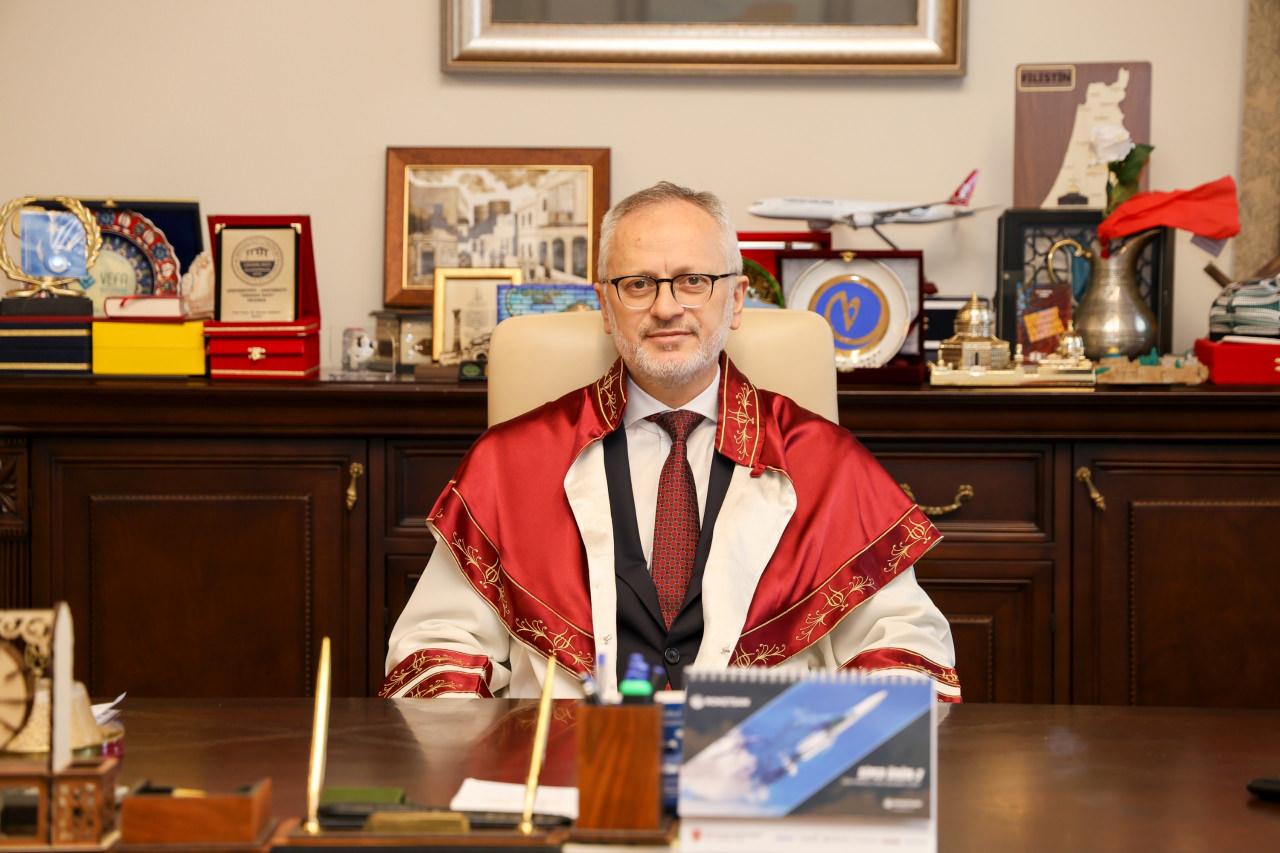 Prof. Dr. İsmail Küçük