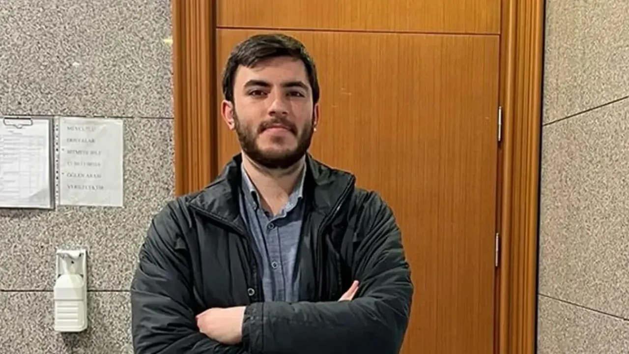 Gazeteci İsmail Arı