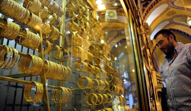 Altında sert d&uuml;ş&uuml;ş sonrası makas a&ccedil;ıldı: Kapalı&ccedil;arşı fiyat farkı dikkat &ccedil;ekti