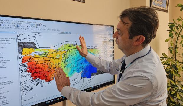 Anadolu ikiye ayrılabilir: Prof. Dr. Kutoğlu'nun makalesi uluslararası dergide!