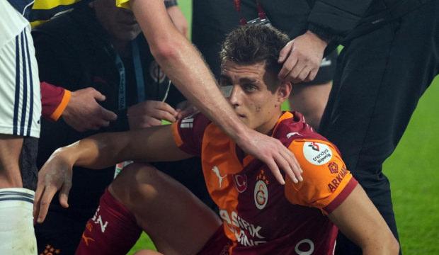 F.Bah&ccedil;e-G.Saray ma&ccedil;ında Kazımcan Karataş'a &ccedil;akmak atan taraftar: Amacım...