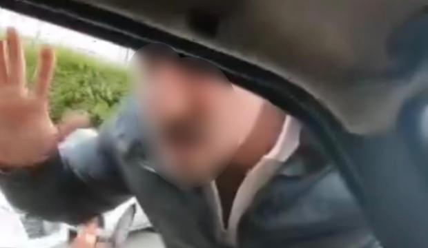 İzmir'de trafik ter&ouml;r&uuml;: Ailesinin yanında saldırıya uğradı